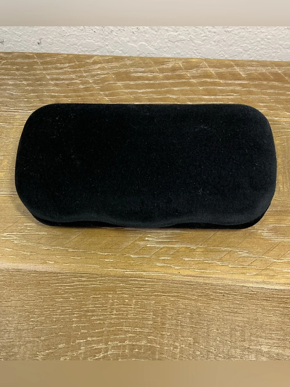 Gucci Hard Shell Velvet Eyewear Case Black exterior Blue/Gray interior
